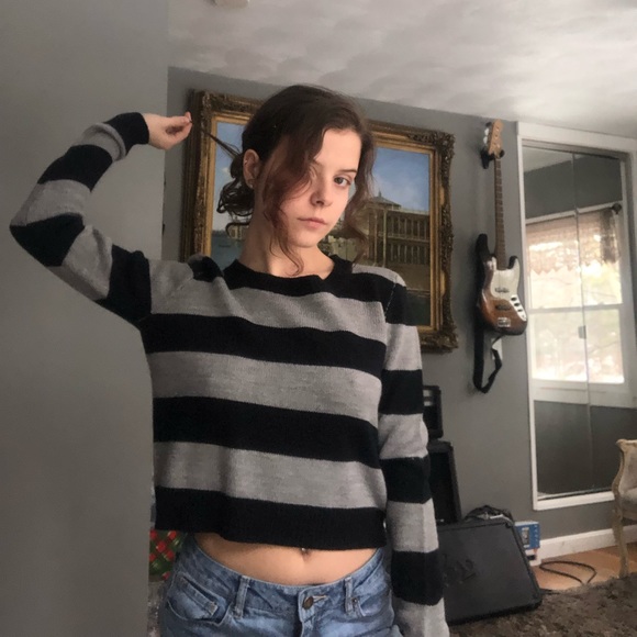 BLACK AND GRAY STRIPPED SWEATER - Picture 2 of 4